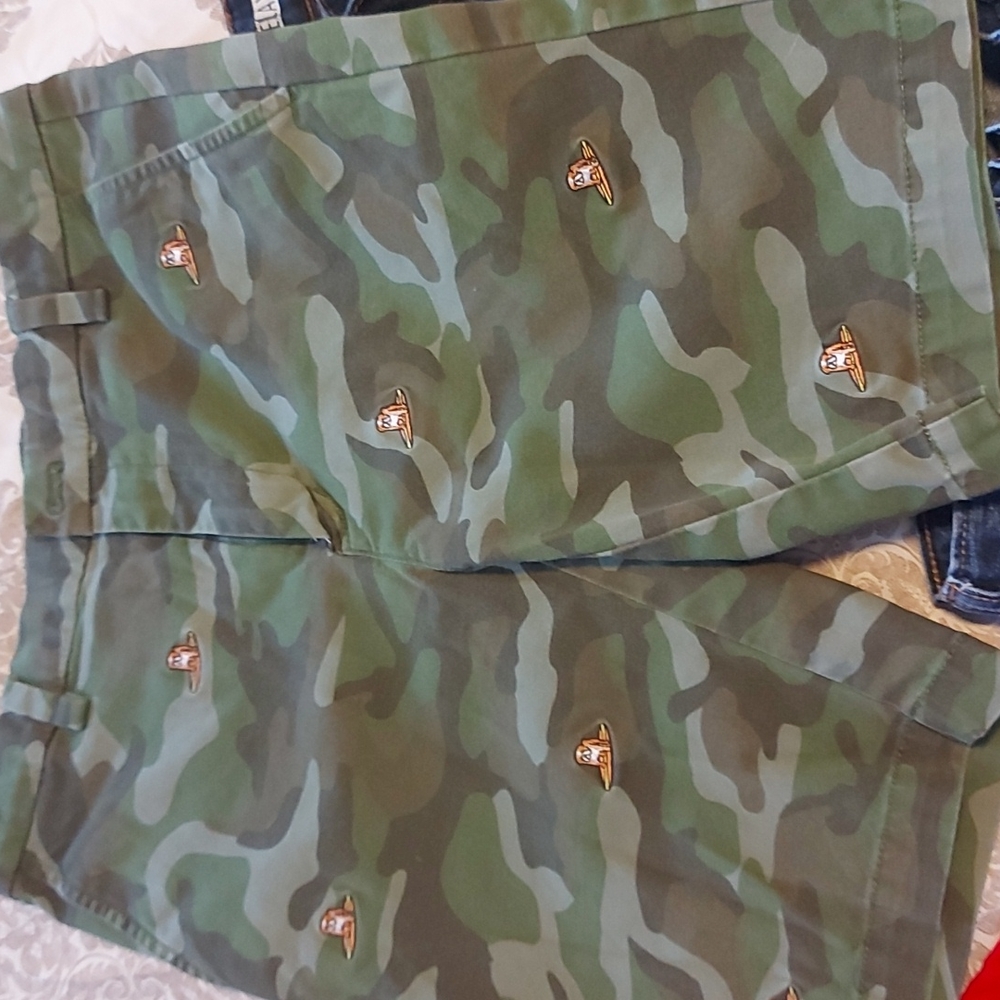 Lot (4) kid jeans